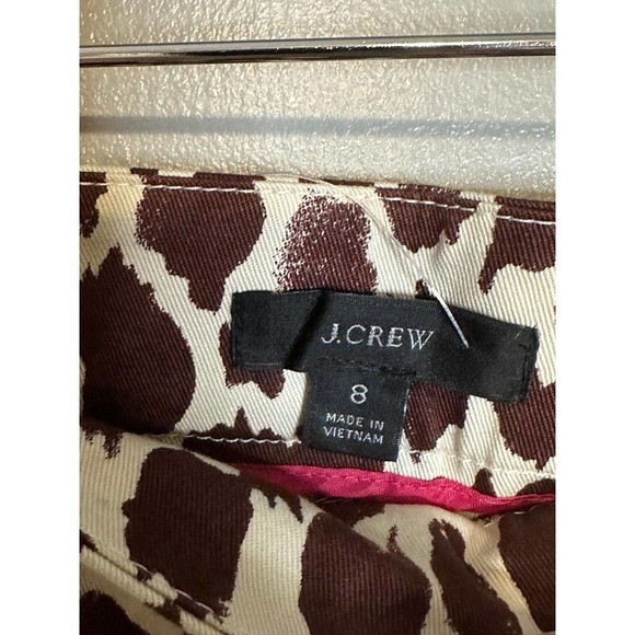 J. Crew Slim Bermuda Giraffe Print Shorts - Size 8‎ NWT - Picture 3 of 4